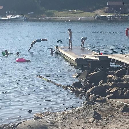 Fagerbacka Torp. Soet Stuga Naera Havet Lysekil Exterior photo
